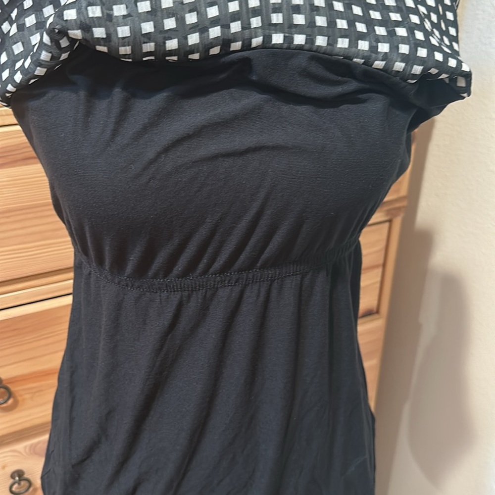 New York & Company Black and White Tiered Camisole - Picture 16 of 16